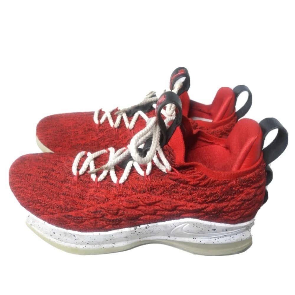 Nike LeBron 15 Low Shoes Men's Size 8 University Red Sneakers A01755-600